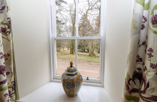 Alford Cottage | Steading Cottage - Craigievar Castle