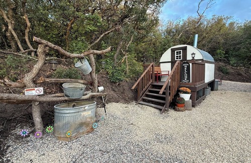 Collbran House | Steel and Wool - Quonset Hut/Sheep Wagon Camp