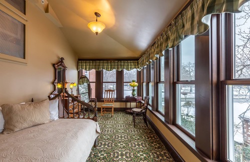 Painesville Hotel | Steele Mansion
