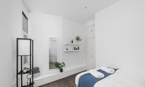 Montrose Apartment | Steeple View Apartment - Cosy 1 bed in Montrose