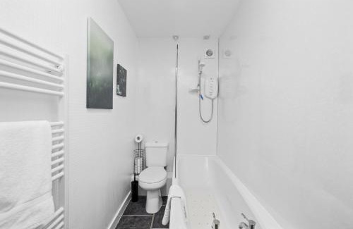 Montrose Apartment | Steeple View Apartment - Cosy 1 bed in Montrose
