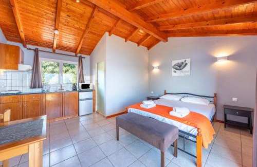 Pirgi House | Stefanosplace Super Studio Sea View