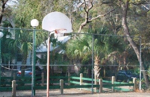 Steinhatchee Resort | Steinhatchee Landing Resort-Hydrangea #3-Creekside-Charming