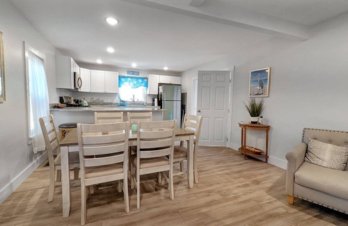 Chincoteague House | Stella del Mare - Charming home w/relaxing porch!