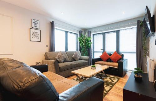 Vauxhall Apartment | Step-free accessible 2 Bedroom City Center