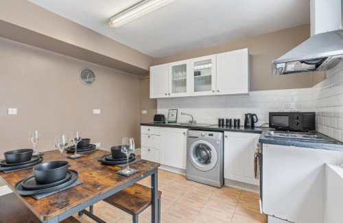 Nottingham Apartment | Stephanie's Central Stay