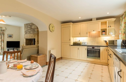 South Charlton Cottage | STEPHEN'S COTTAGE, family friendly, with a garden in Alnmouth