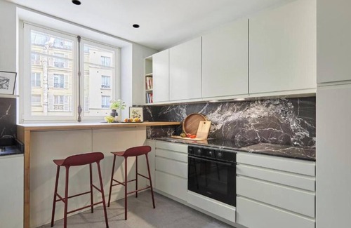 Sorbonne Apartment | STEPS AWAY FROM ICONIC LANDMARKS- AN IDEAL CHOICE FOR YOUR NEXT PARISIAN GETAWAY