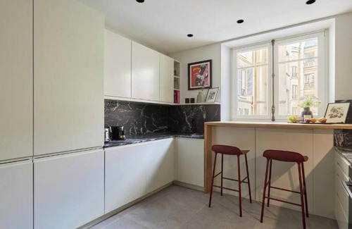 Sorbonne Apartment | STEPS AWAY FROM ICONIC LANDMARKS- AN IDEAL CHOICE FOR YOUR NEXT PARISIAN GETAWAY