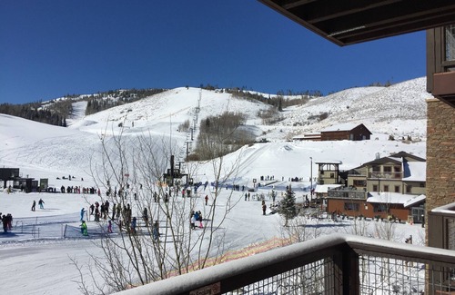 Silvercreek Condo | Steps away from lifts, 3BR/3BR top floor, 270 degree ski mountain views