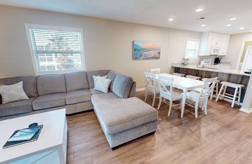 Cape San Blas House | Steps away from the beach with great gulf views