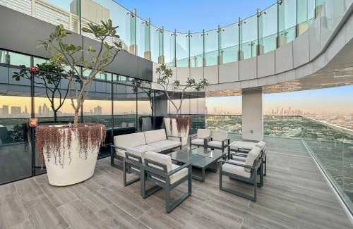 Bur Dubai Apartment | Steps from the Metro & Sheikh Zayed Road, close to World Trade Center, with amazing Dubai Frame views!