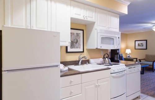 Carlsbad Village Hotel | Steps from the Sand! 2 Relaxing Units, Outdoor Pool, Free Parking!