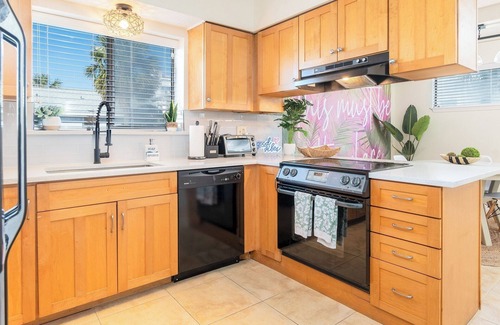 Jacksonville Beach House | Steps to Beach | Private Balconies | Relax Here