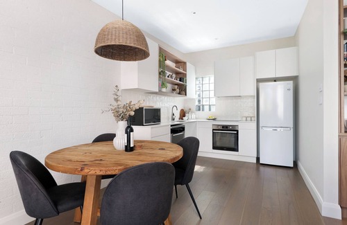 Newcastle East House | Steps to Beach, Bites and Bars. Squeaky clean stay!