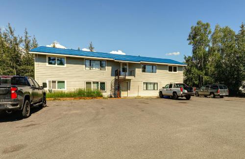 College Apartment | Steps to Chena River - Condo Near Hiking and Tours!