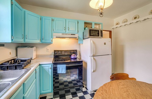 St Ignace House | Steps to Lake Huron: Retreat w/Yard in St Ignace