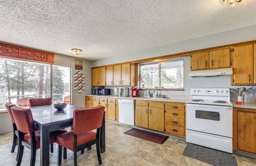 Pine Hollow House | Steps to Pine Hollow Reservoir: Home w/Fire Pit!