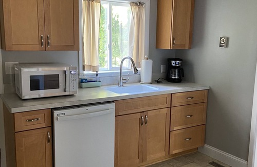 Pulaski Apartment | Steps to the River