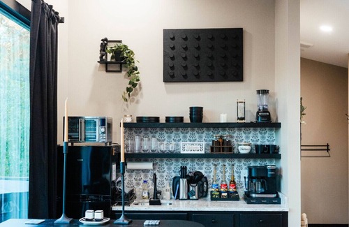 Campton Cabin | Still Water – Luxury King Cabin Overlooking the Pond w/Hot Tub, Fire Pit