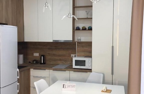 Vesyoloe Apartment | Стильная студия в спокойном месте