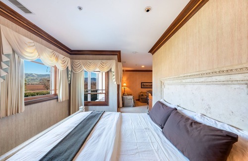 California Wine Country Hotel | Stockfarm Inn
