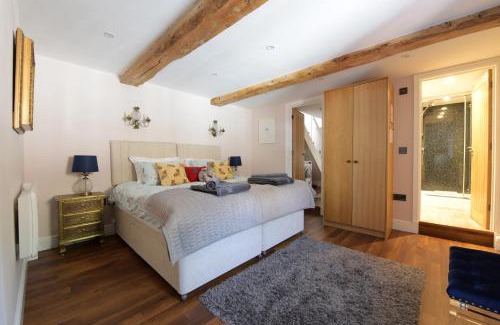 Minehead House | Stone Barn