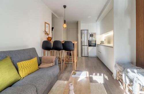 Benasque Apartment | Stone Chalet near Benasque and Scenic Lake