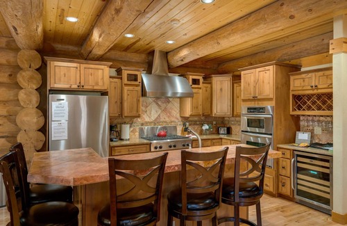 Steamboat Springs Villa | Stone Creek Lodge, a stunning log home with a game room, private hot tub, Gigabit internet, more!