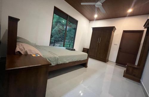 Deltota Cabin | Stone Gale Estate Villa