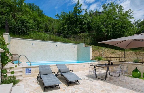 Gradinje House | Stone house with pool with hydromassage, panoramic view