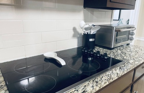 Stone Mountain House | Stone Mountain Home away from Home