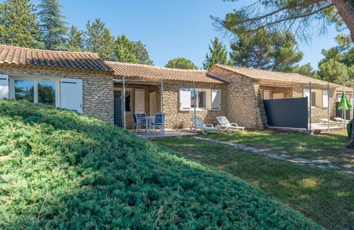 La Roque-sur-Pernes House | Stone Villa of Provence