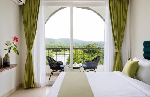 Amboli Hotel | Stone Wood Hotel Amboli