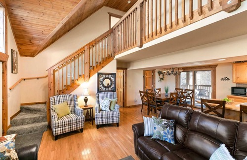 Branson West Cabin | Stonebridge Lodge #56 - 4 Bedroom with Private Grills! Right by SDC, Private Lake! | 56