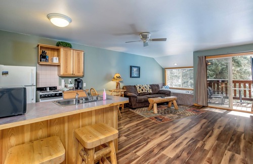 Estes Park Hotel | Stonebrook Resort - Adults Only