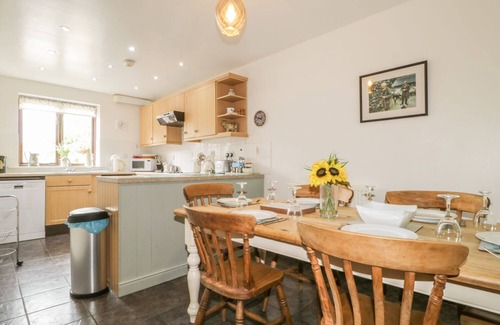 Penrith Cottage | STONEGARTH COTTAGE, family friendly, with a garden in Newby