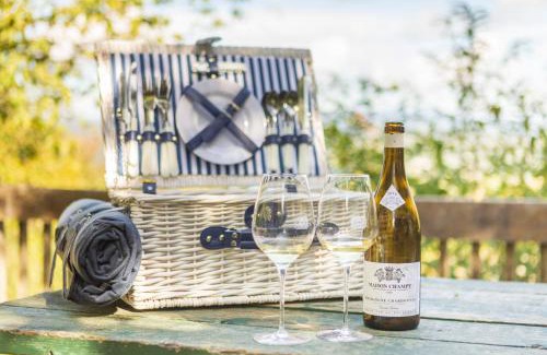 Sainte-Agathe-des-Monts Hotel | StoneHaven Le Manoir - Relais & Châteaux