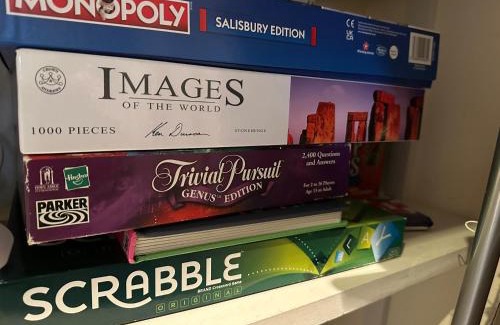 Winterbourne Earls House | Stonehenge Cottages