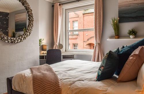 Leek House | Stonesthrow Townhouse