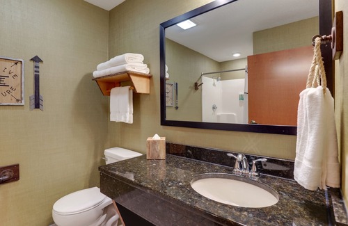 Quincy Hotel | Stoney Creek Inn Quincy