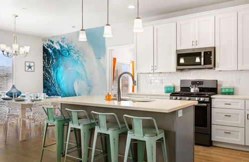 Hurricane House | Stop! Only Fun Guests Welcome - Zion Views - Private Pool & Hot Tub, Lazy River