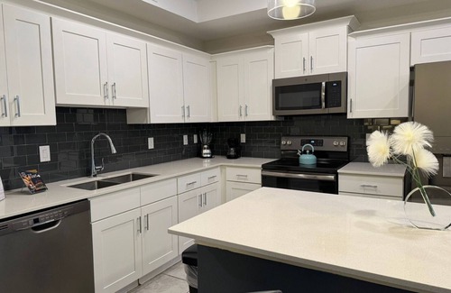 Kissimmee Condo | Storey Lake 2BR Condo | Near Disney + Resort Pool