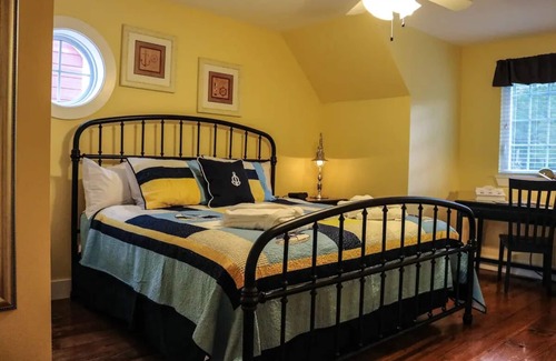 Branson Resort | Stormy Point Village Resort - Cottage 4 Bedrooms 3 bath