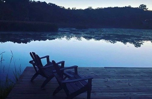 Sylacauga Cottage | Storybook Cottage on Lay Lake