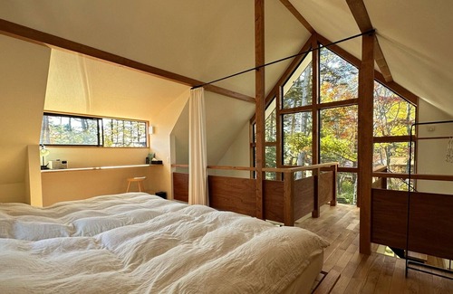 Kirizumi Onsen House | stove2022 new Karuizawa Forest Seasons Hikari / Kitasaku-gun Nagano