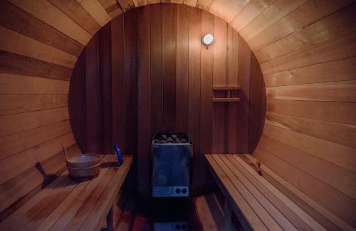 Hella Hotel | Stracta Hotel