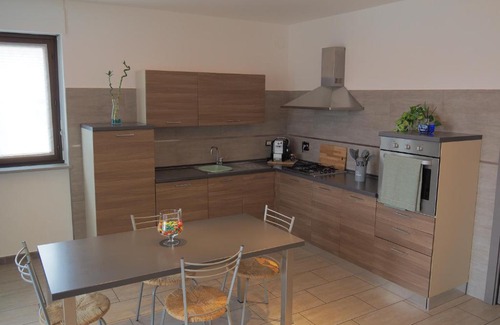 Alba Apartment | Strada Romano House