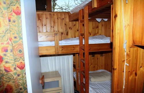 Taynuilt Cabin | Strae is a Charming Log Cabin, Deep in the Forest, by a Babbling Burn.