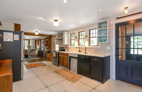 Rockport House | Straitsmouth Cove: Outstanding ocean views at Gap Head Cove in Rockport.